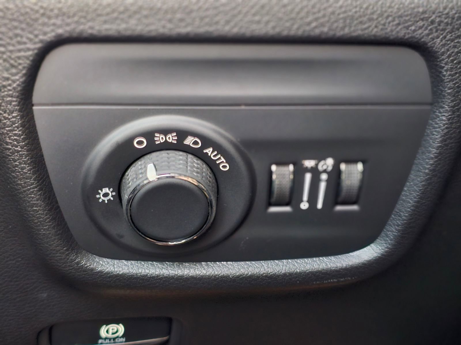 New 2026 Jeep Grand Cherokee Laredo RWD image 18