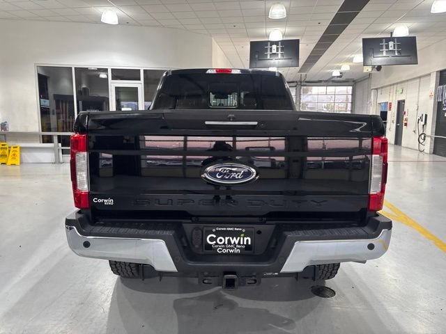 Used 2017 Ford F250 Lariat w/ Lariat Ultimate Package AWD/4WD image 5