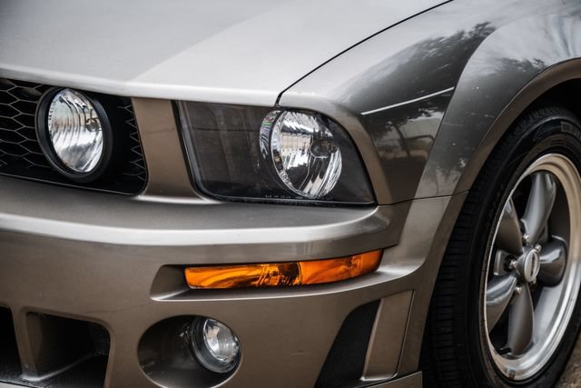 Used 2005 Ford Mustang GT Premium RWD image 47