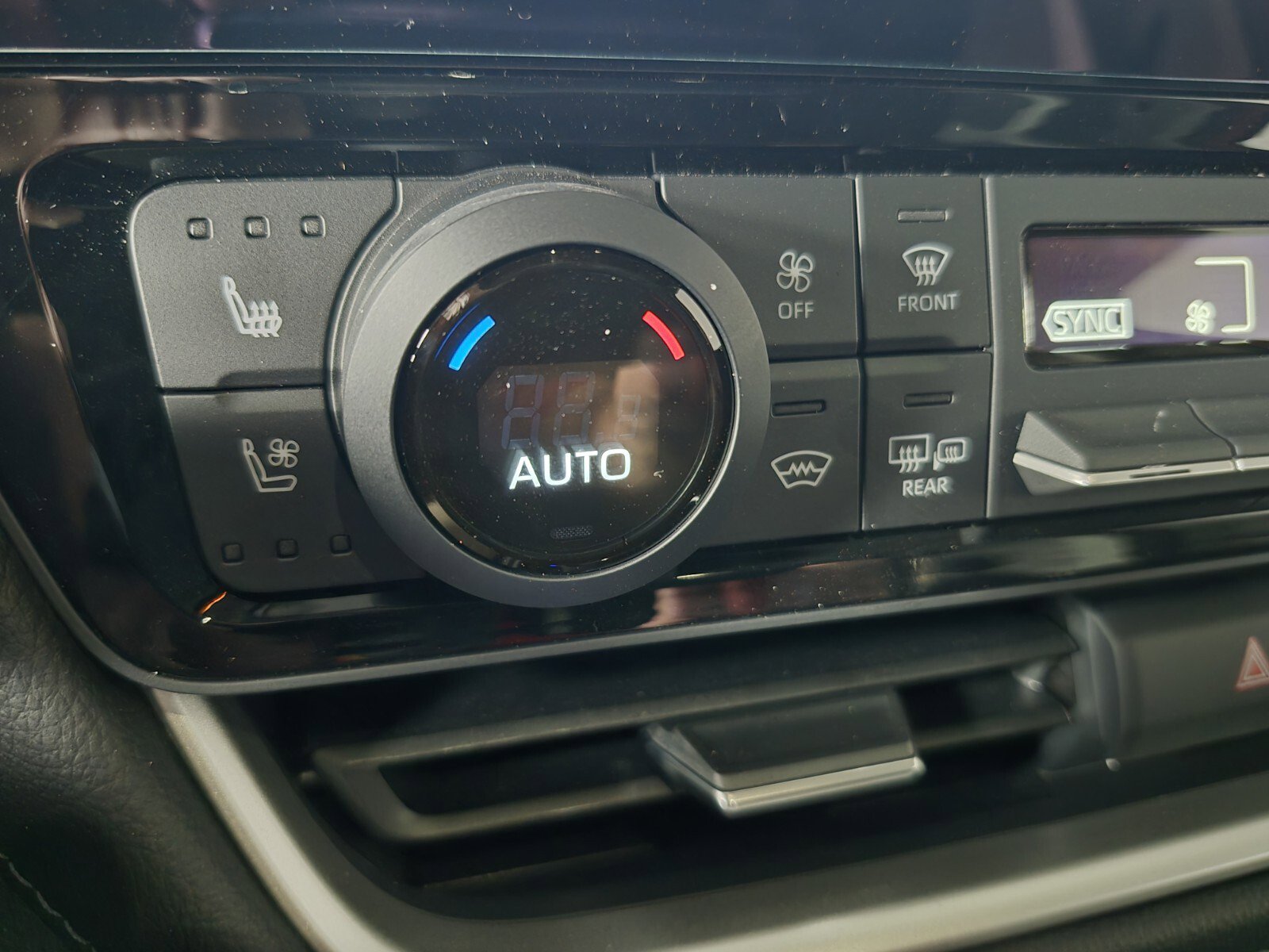 New 2026 Toyota Grand Highlander Limited image 31