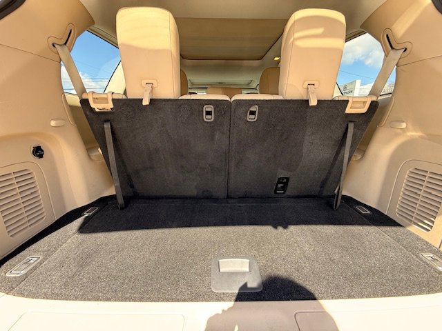 Used 2017 Nissan Pathfinder Platinum w/ Cargo Package AWD/4WD image 11