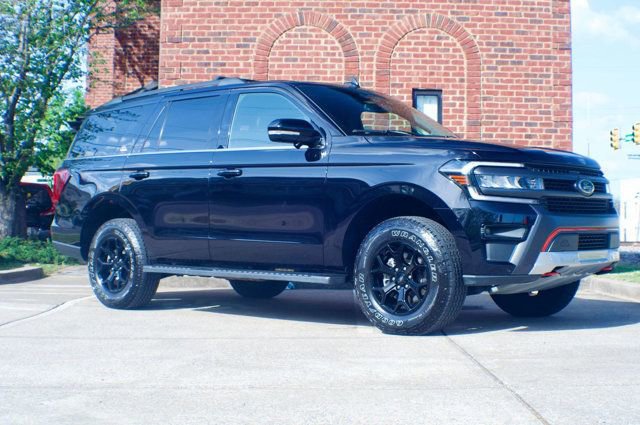 Used 2024 Ford Expedition Timberline image 3