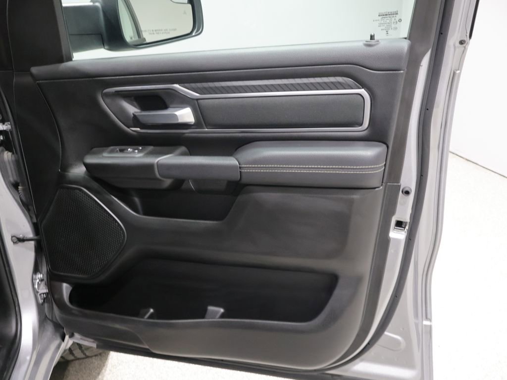 Used 2025 RAM 1500 Big Horn AWD/4WD image 24