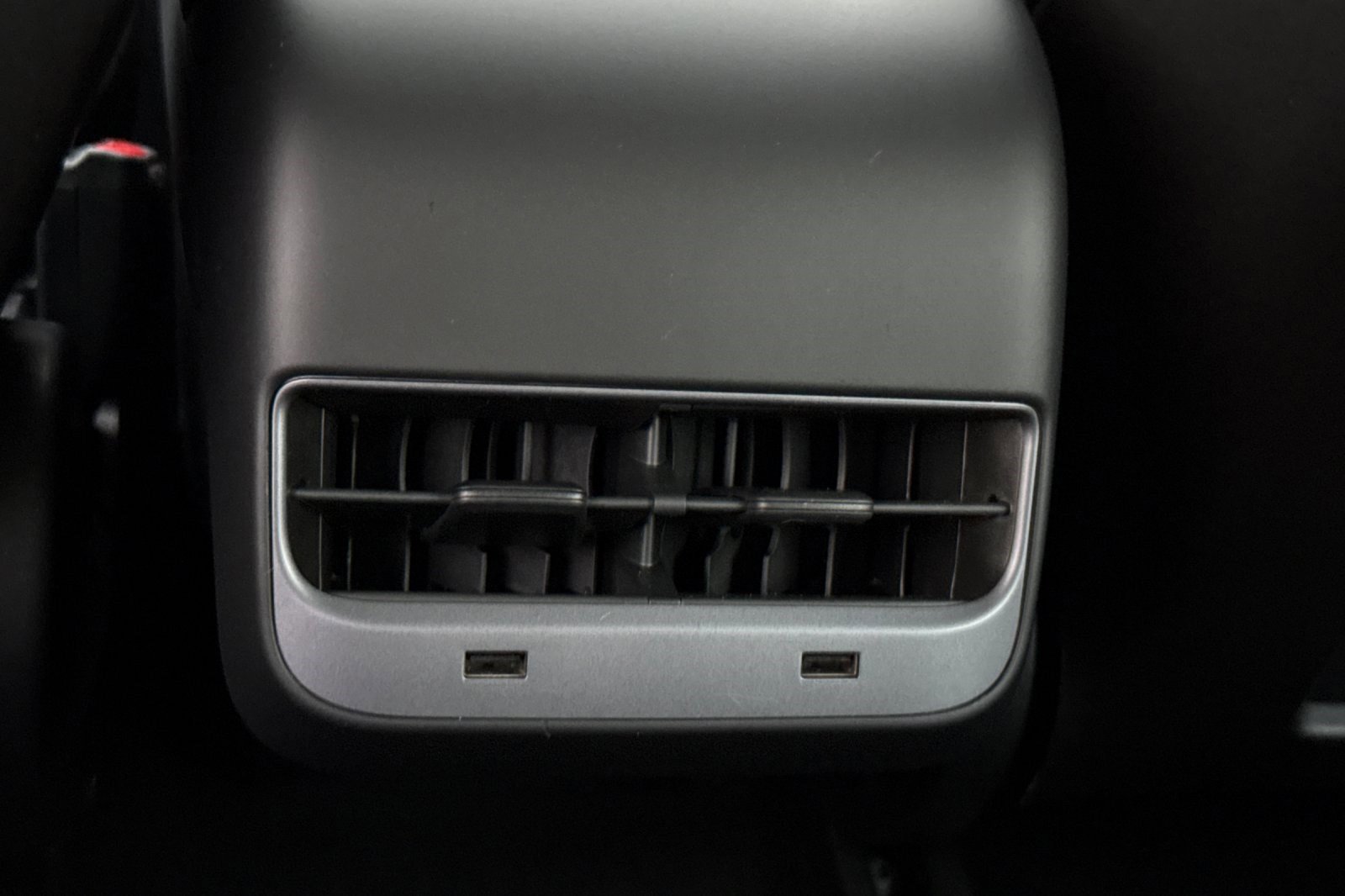 Used 2020 Tesla Model 3 Standard Range image 16