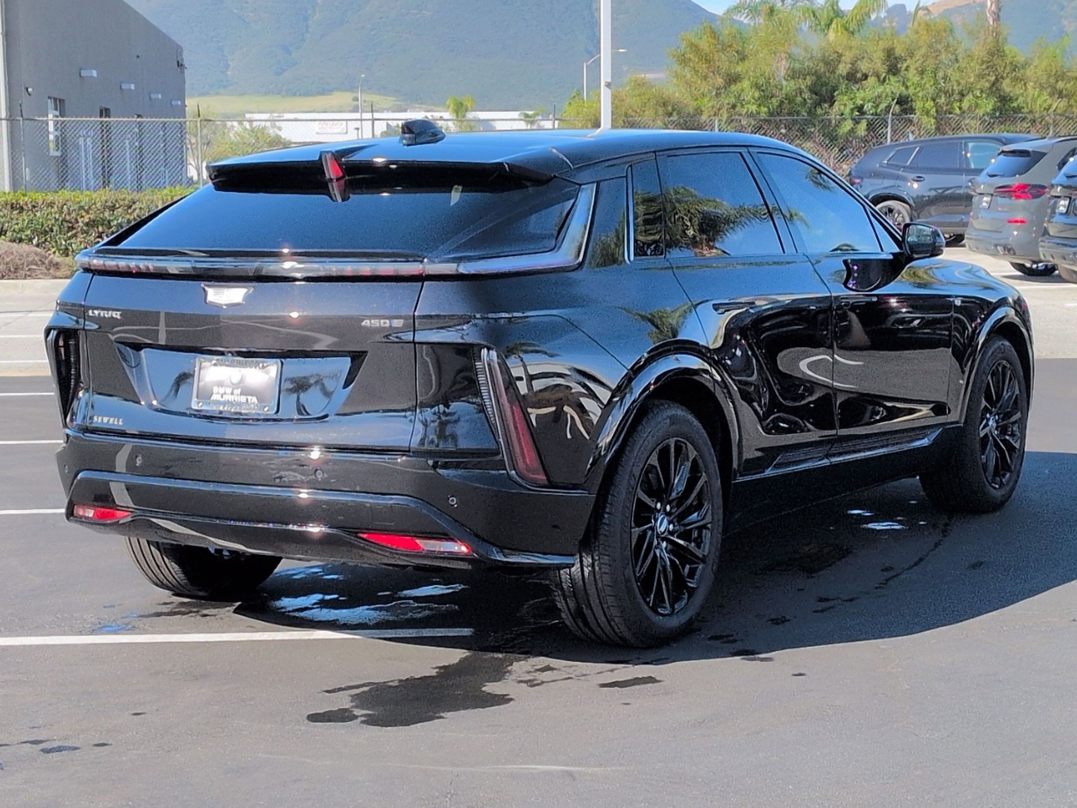 Used 2025 Cadillac Lyriq Sport image 10