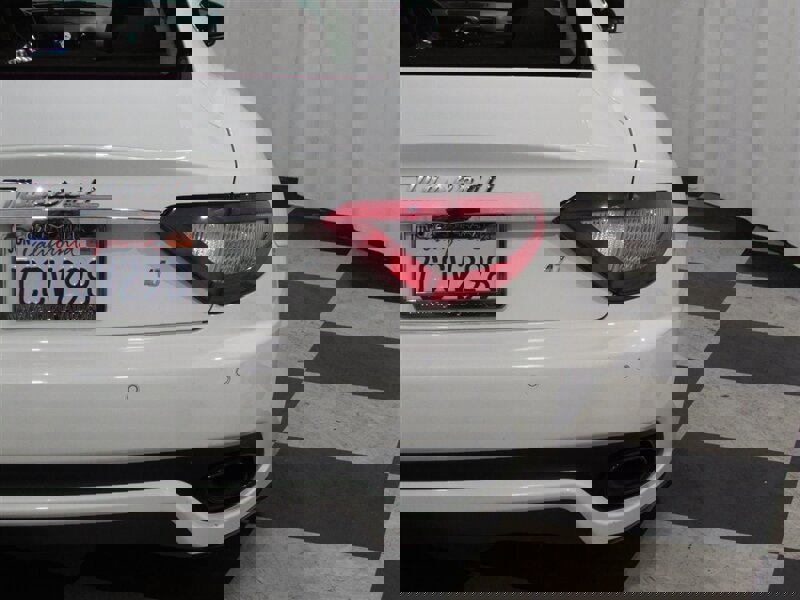 Used 2010 Maserati GranTurismo S image 21