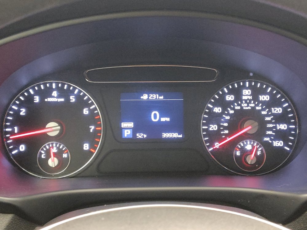 Used 2020 Kia Sorento LX image 23