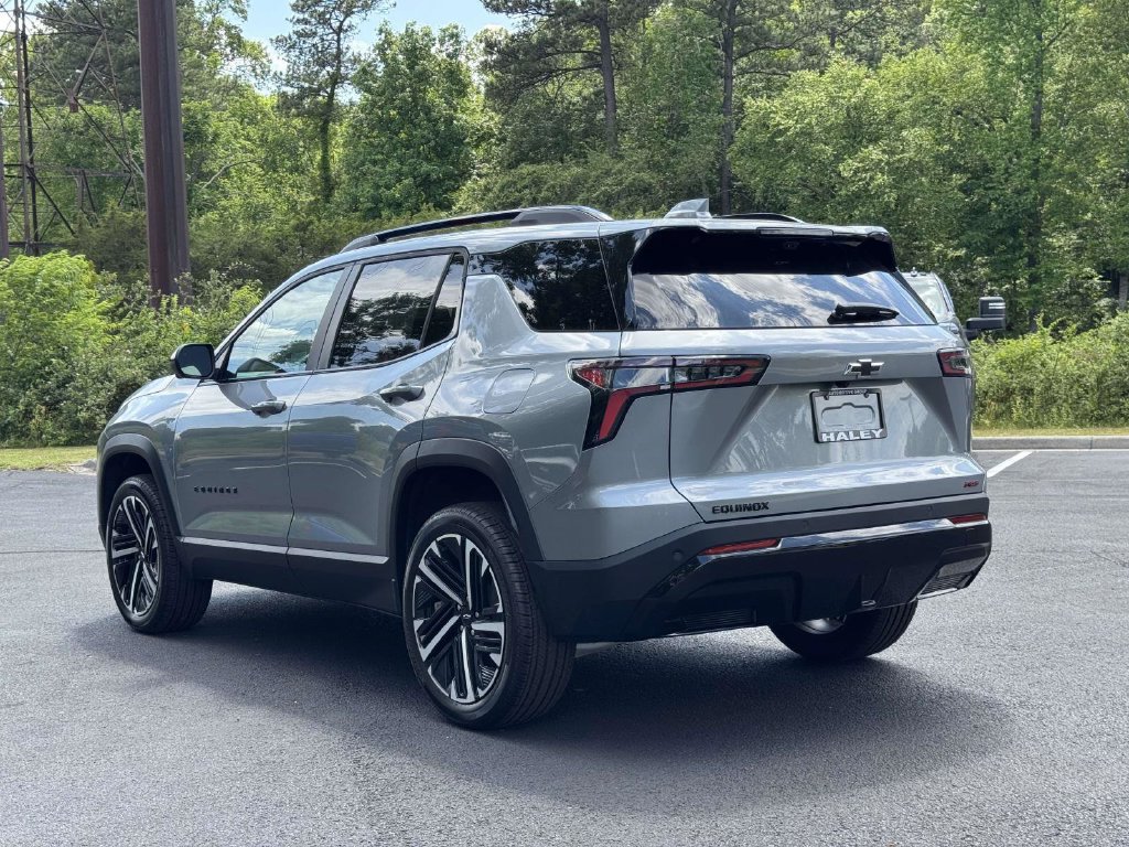 New 2026 Chevrolet Equinox RS w/ Safety and Technology Package FWD image 23