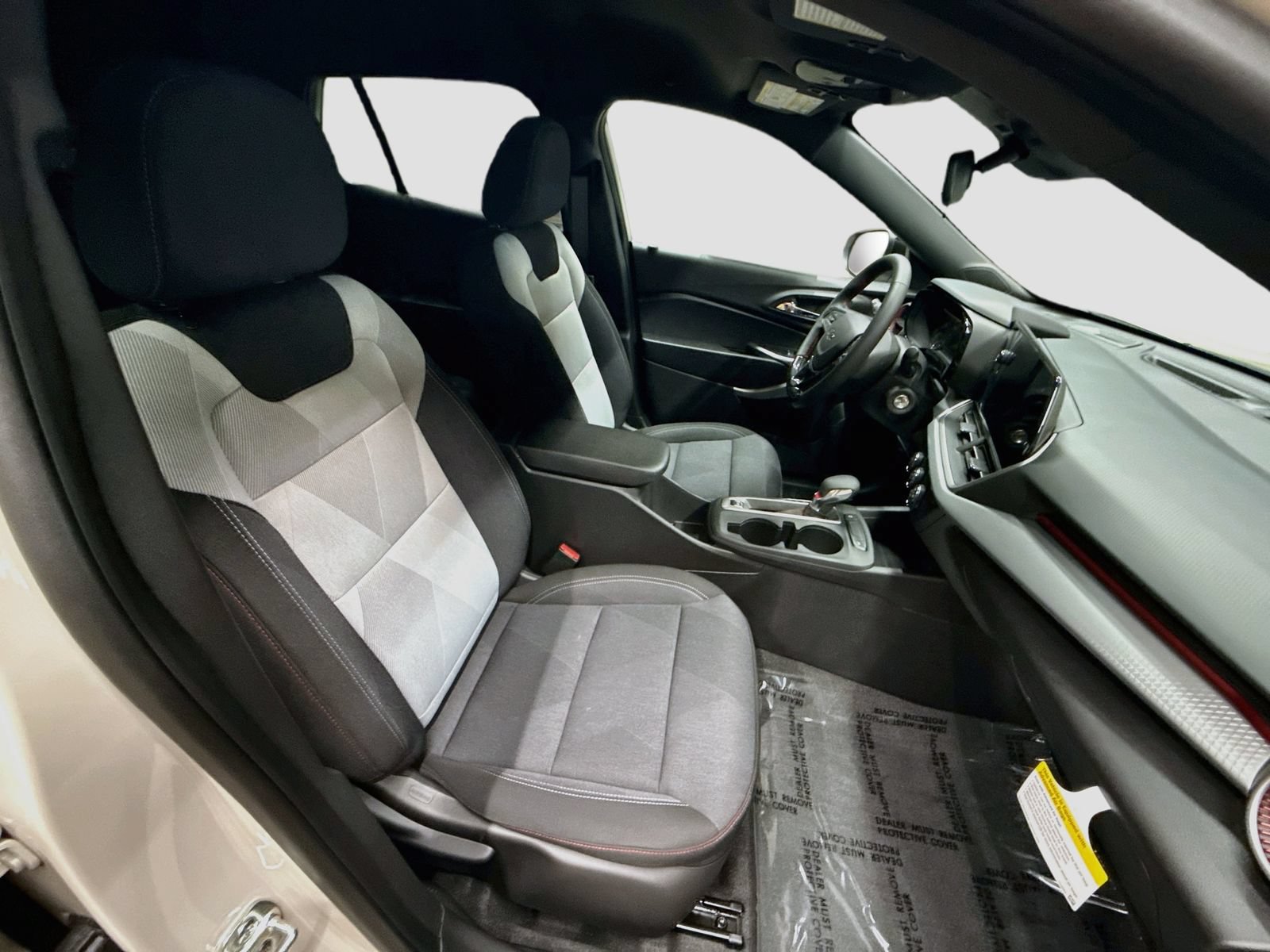 New 2026 Chevrolet Trax RS w/ Driver Confidence Package FWD image 30