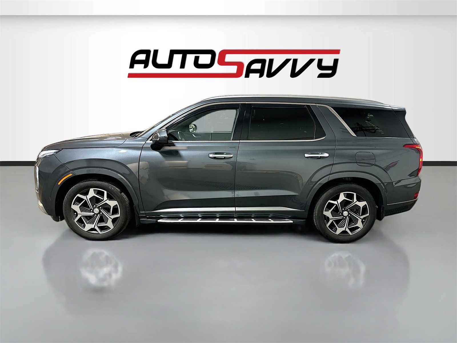 Used 2022 Hyundai Palisade Calligraphy w/ Winter Package image 5