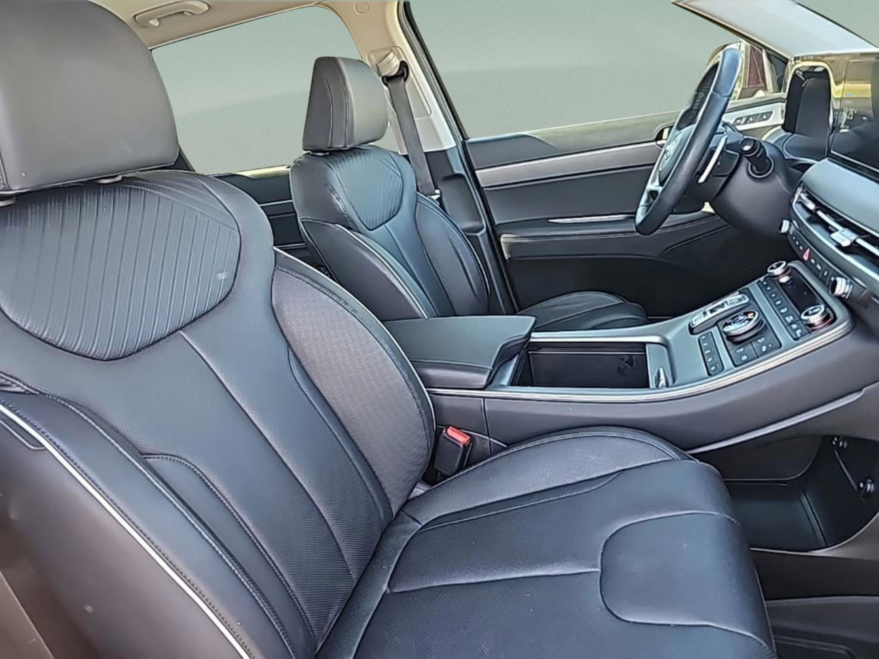 Used 2023 Hyundai Palisade SEL w/ Premium Package image 14