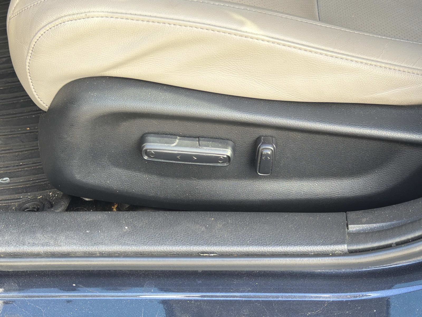 Used 2019 Honda Insight Touring image 21