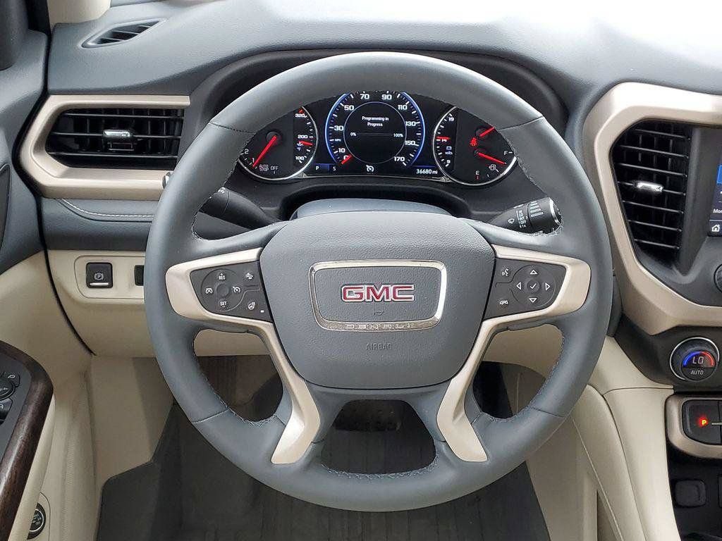 Certified 2023 GMC Acadia Denali w/ Trailering Package AWD/4WD image 29