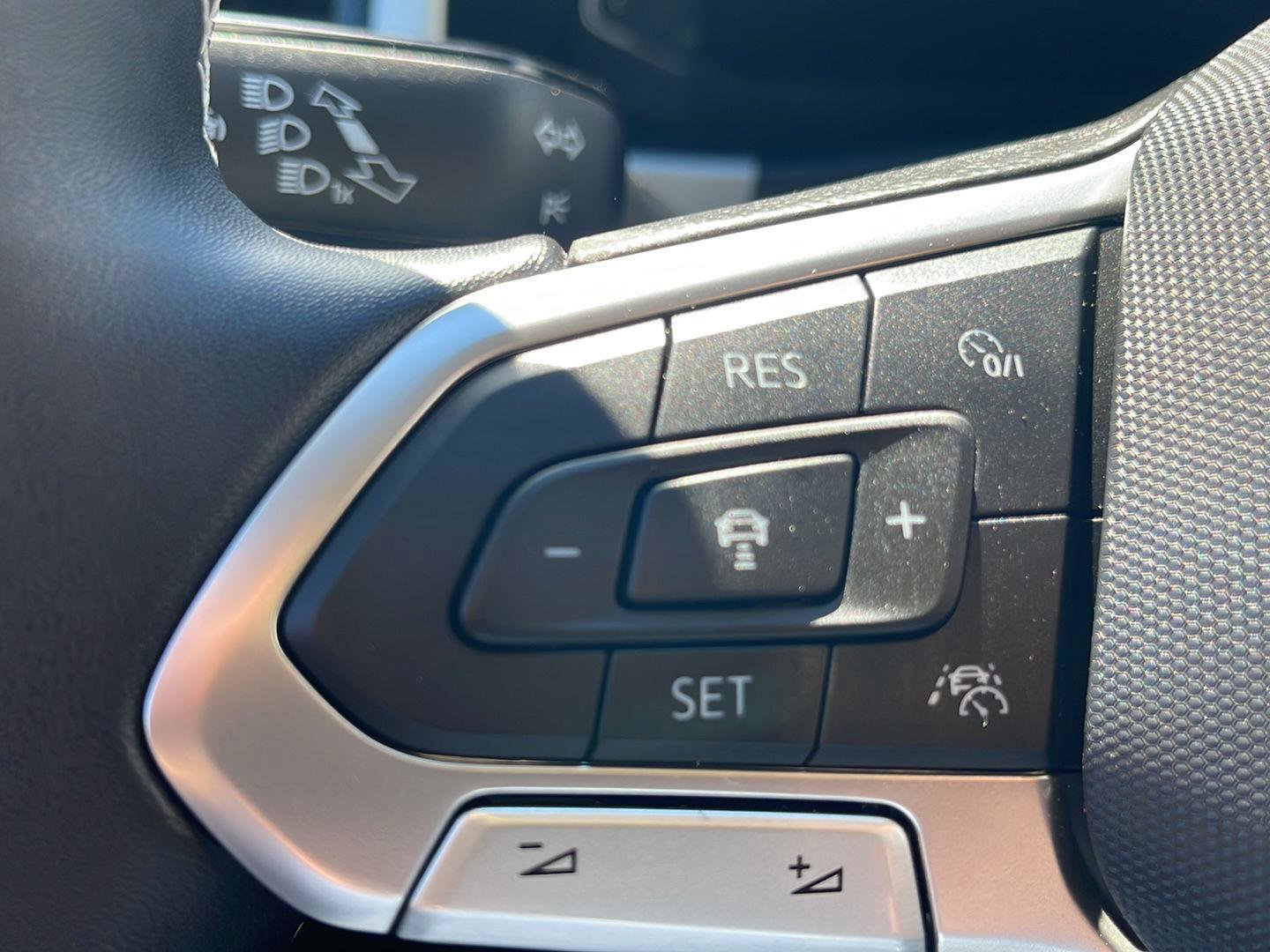 Used 2023 Volkswagen Atlas SEL image 26