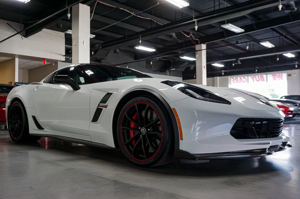 Used 2019 Chevrolet Corvette Grand Sport image 2