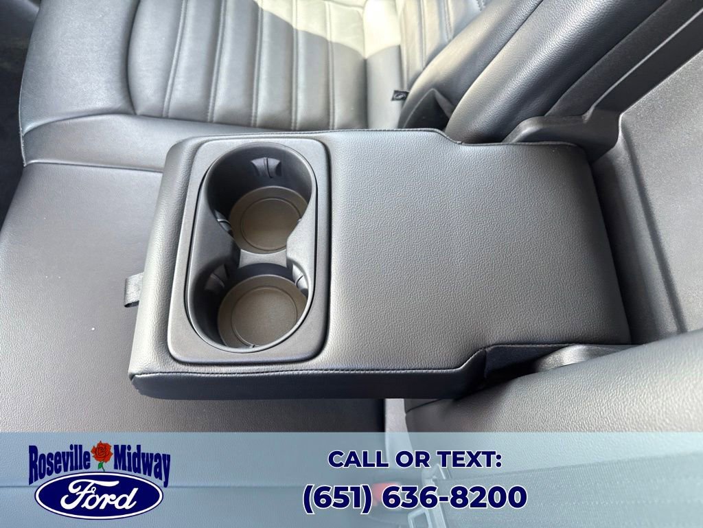 Used 2017 Ford Edge SEL w/ Equipment Group 201A AWD/4WD image 29