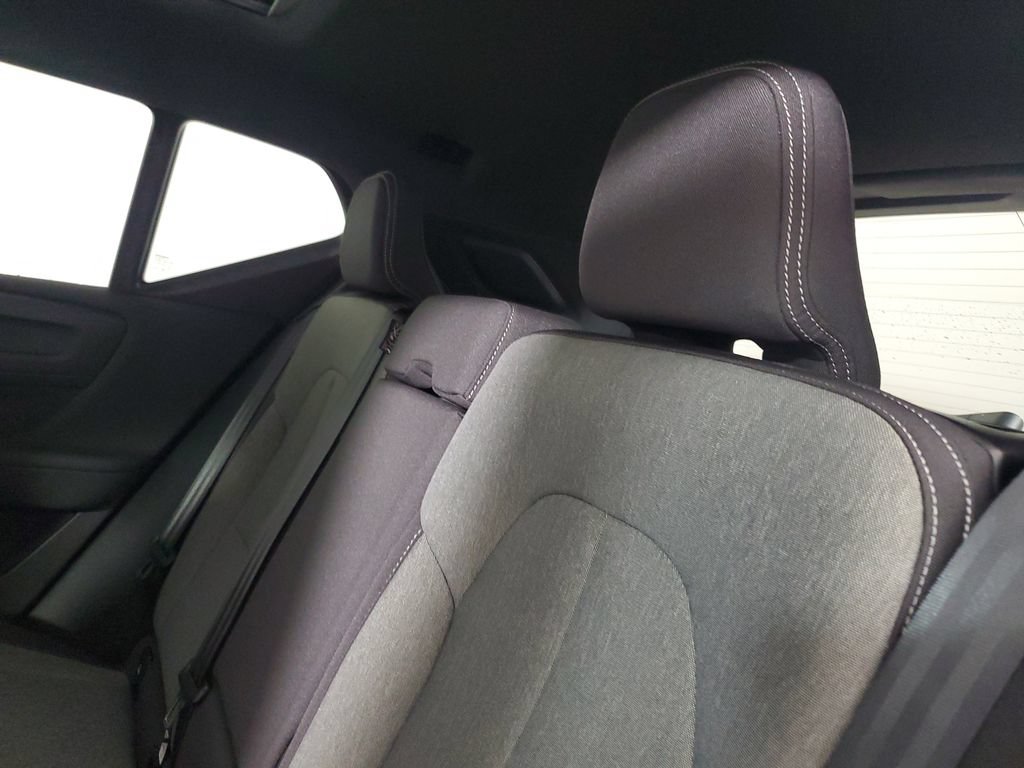 Certified 2026 Volvo XC40 B5 Core AWD/4WD image 15