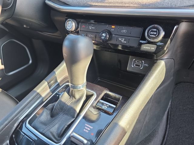 Used 2024 Jeep Compass Latitude AWD/4WD image 17