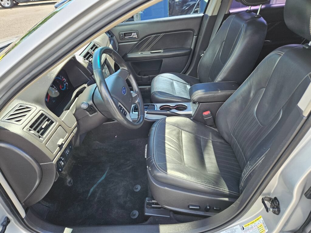 Used 2011 Ford Fusion Sport w/ 402A Rapid Spec Order Code FWD image 13
