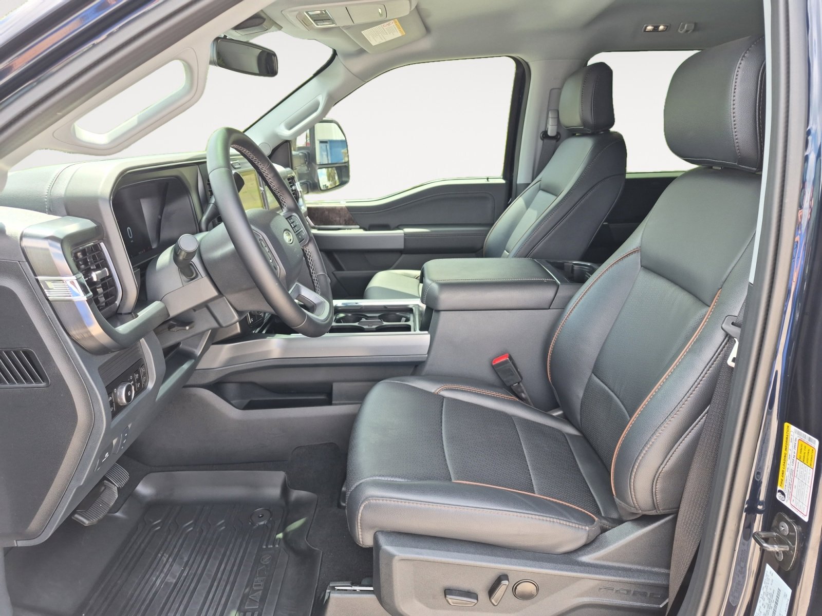 Used 2025 Ford F250 Lariat w/ Chrome Package image 22