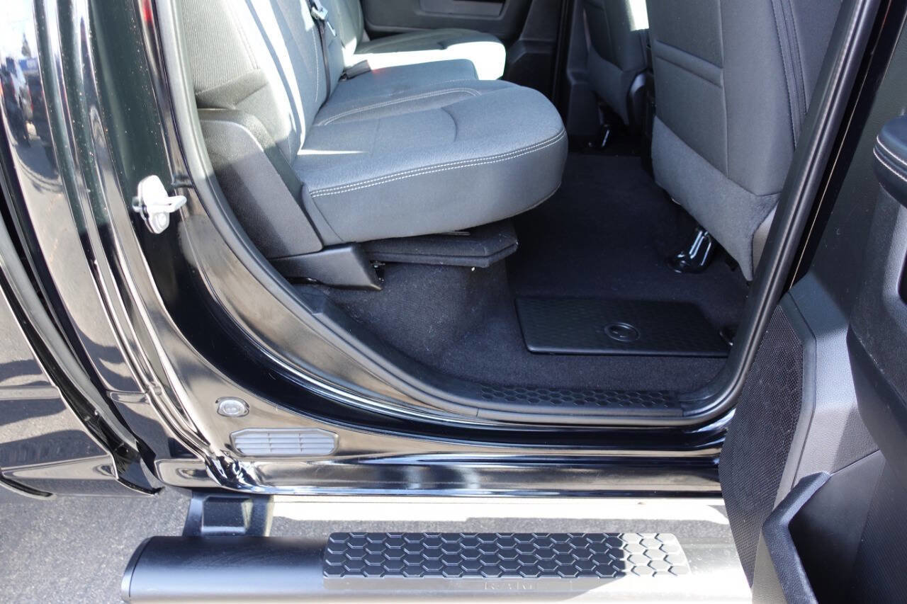 Used 2021 RAM 1500 Classic Warlock image 29