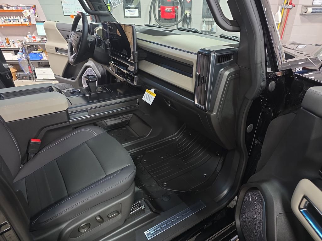 New 2026 GMC Hummer EV SUV w/ LPO, Dark Essentials Package image 10