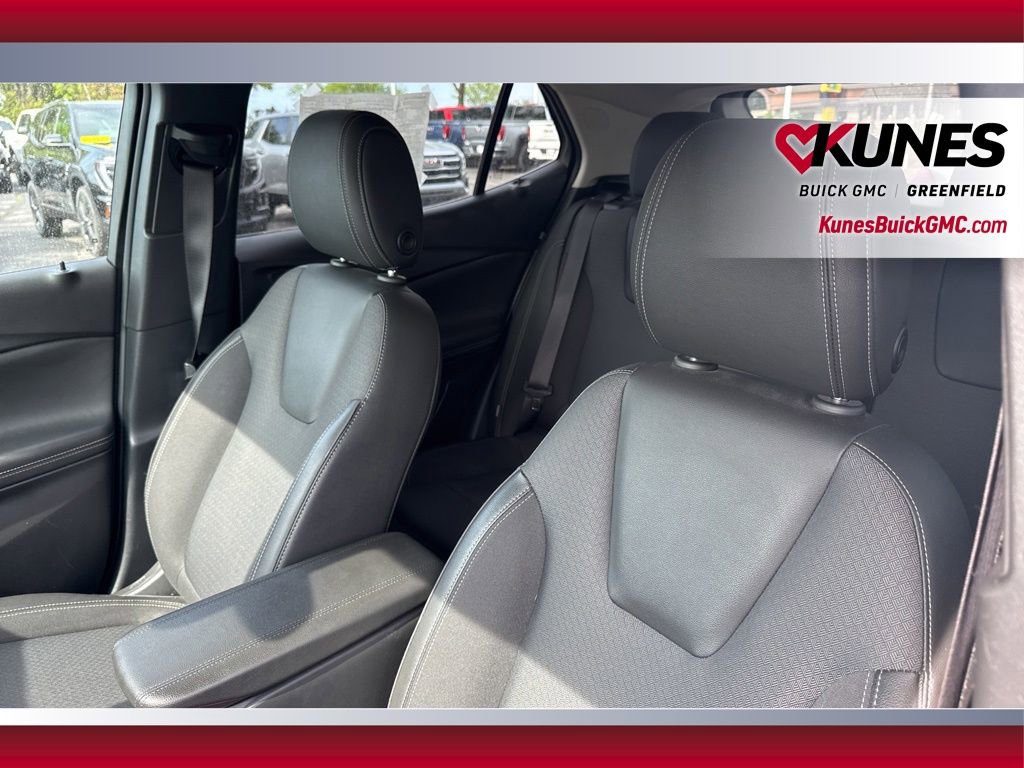 Used 2025 Buick Encore GX Preferred AWD/4WD image 19