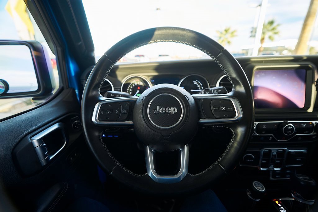 Used 2022 Jeep Wrangler Unlimited Sahara image 36