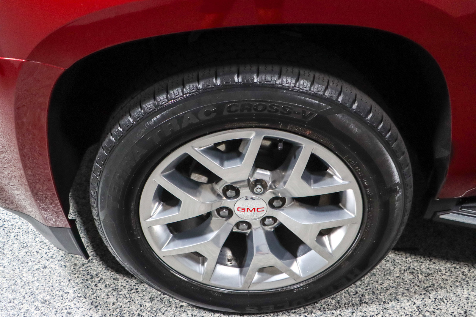 Used 2020 GMC Yukon SLE w/ Enhanced Driver Alert Package image 11