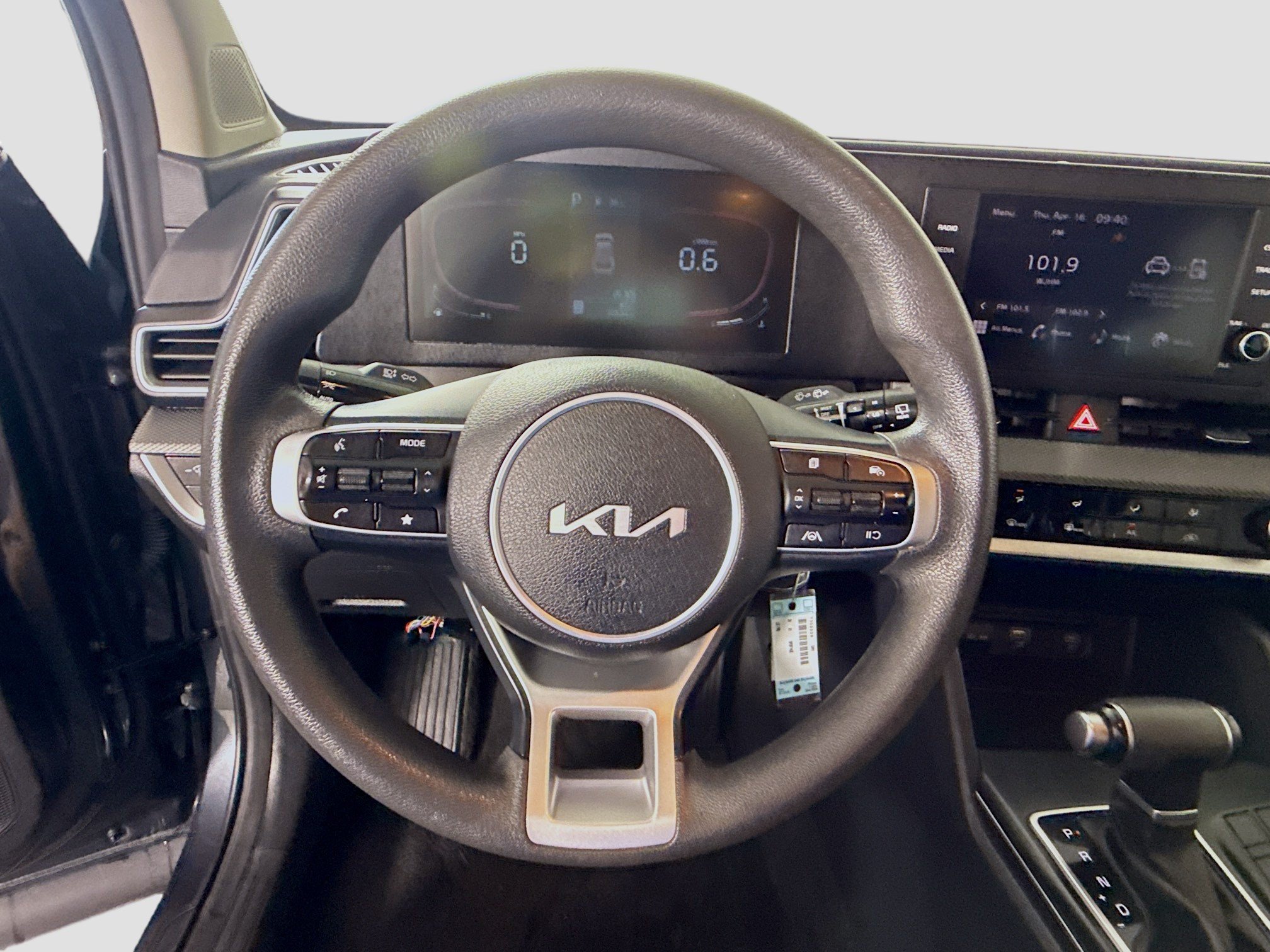Used 2024 Kia Sportage LX FWD image 13