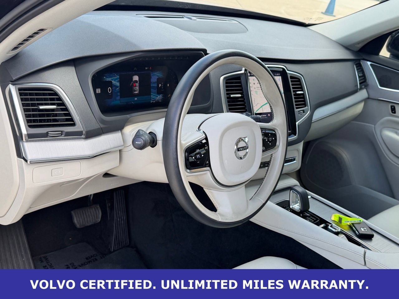 Certified 2025 Volvo XC90 B5 Core w/ Protection Package Premier AWD/4WD image 16