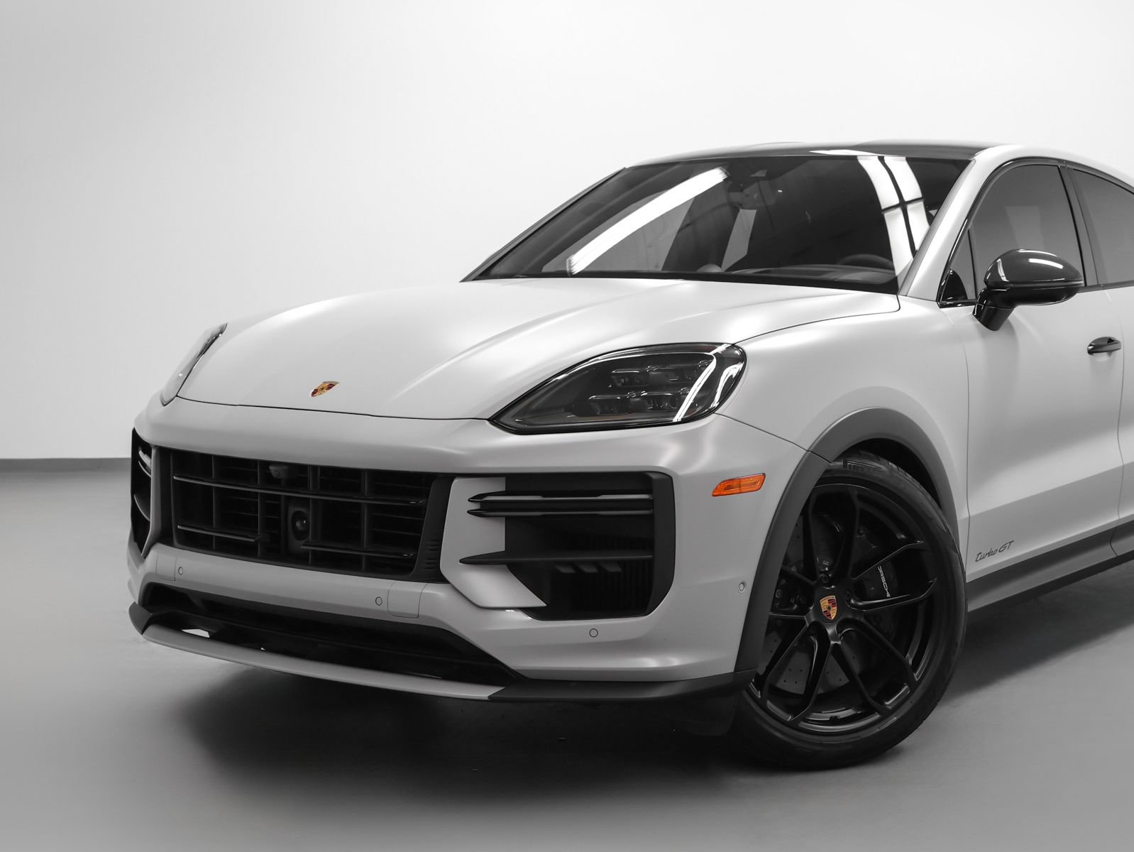 Certified 2025 Porsche Cayenne Turbo GT AWD/4WD image 7