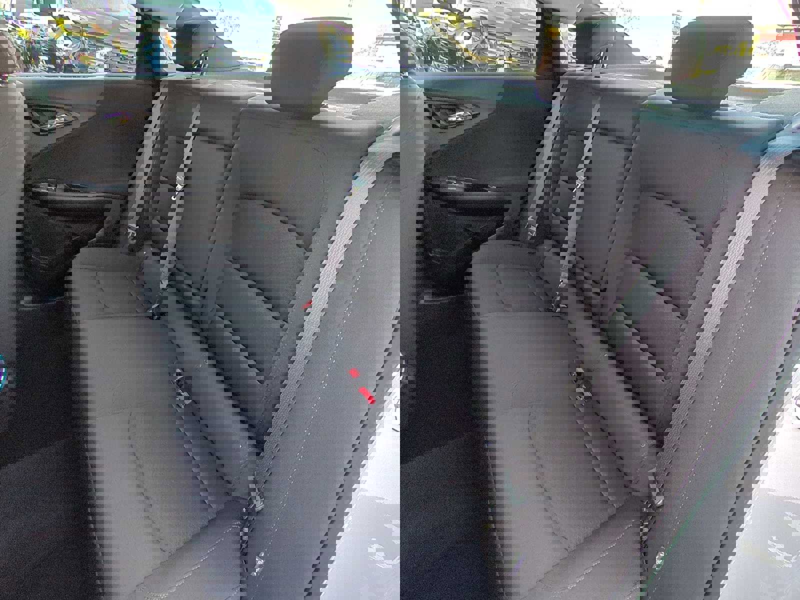 Used 2020 Chevrolet Malibu LT image 23