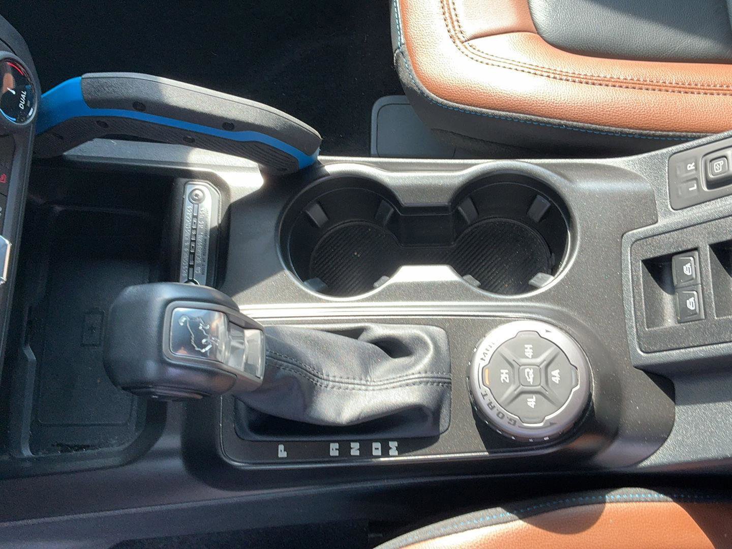 Used 2022 Ford Bronco Outer Banks image 23