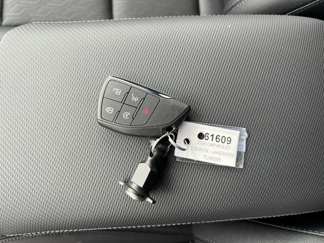 New 2026 Chevrolet Equinox LT w/ Convenience Package II image 25