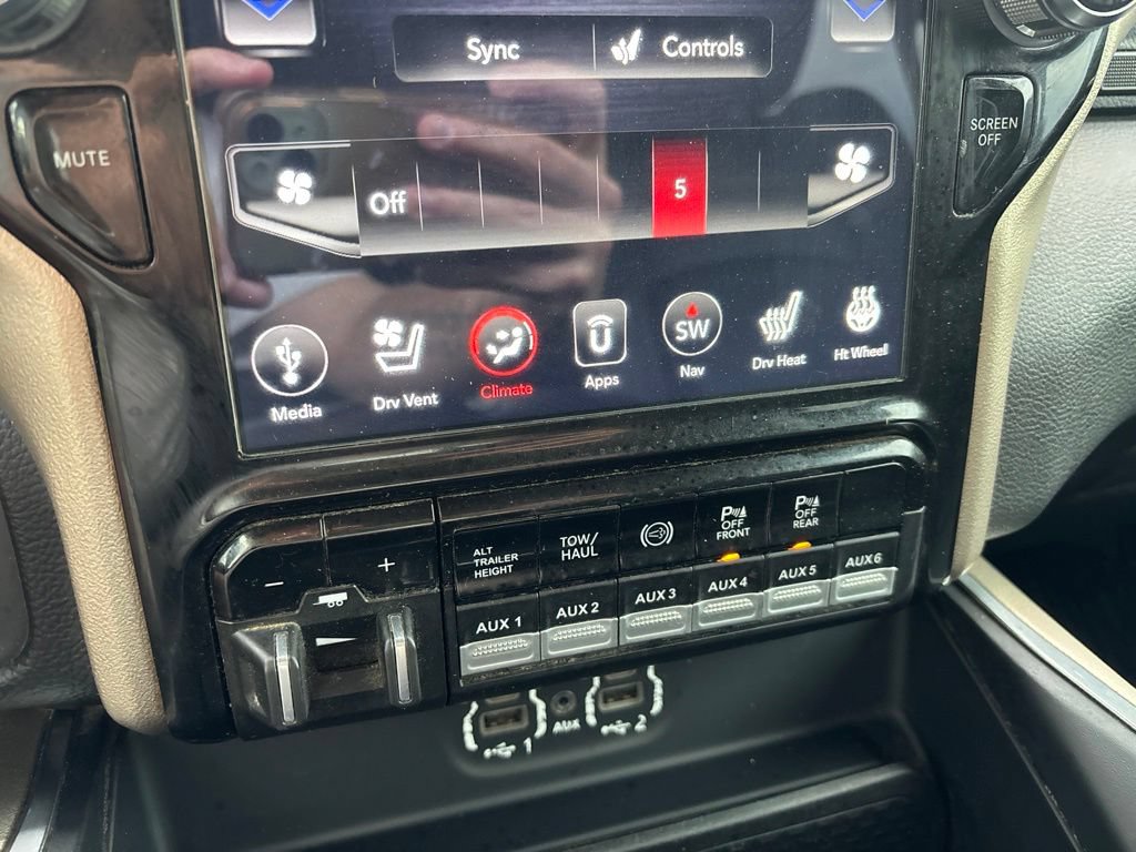 Used 2021 RAM 3500 Laramie AWD/4WD image 22