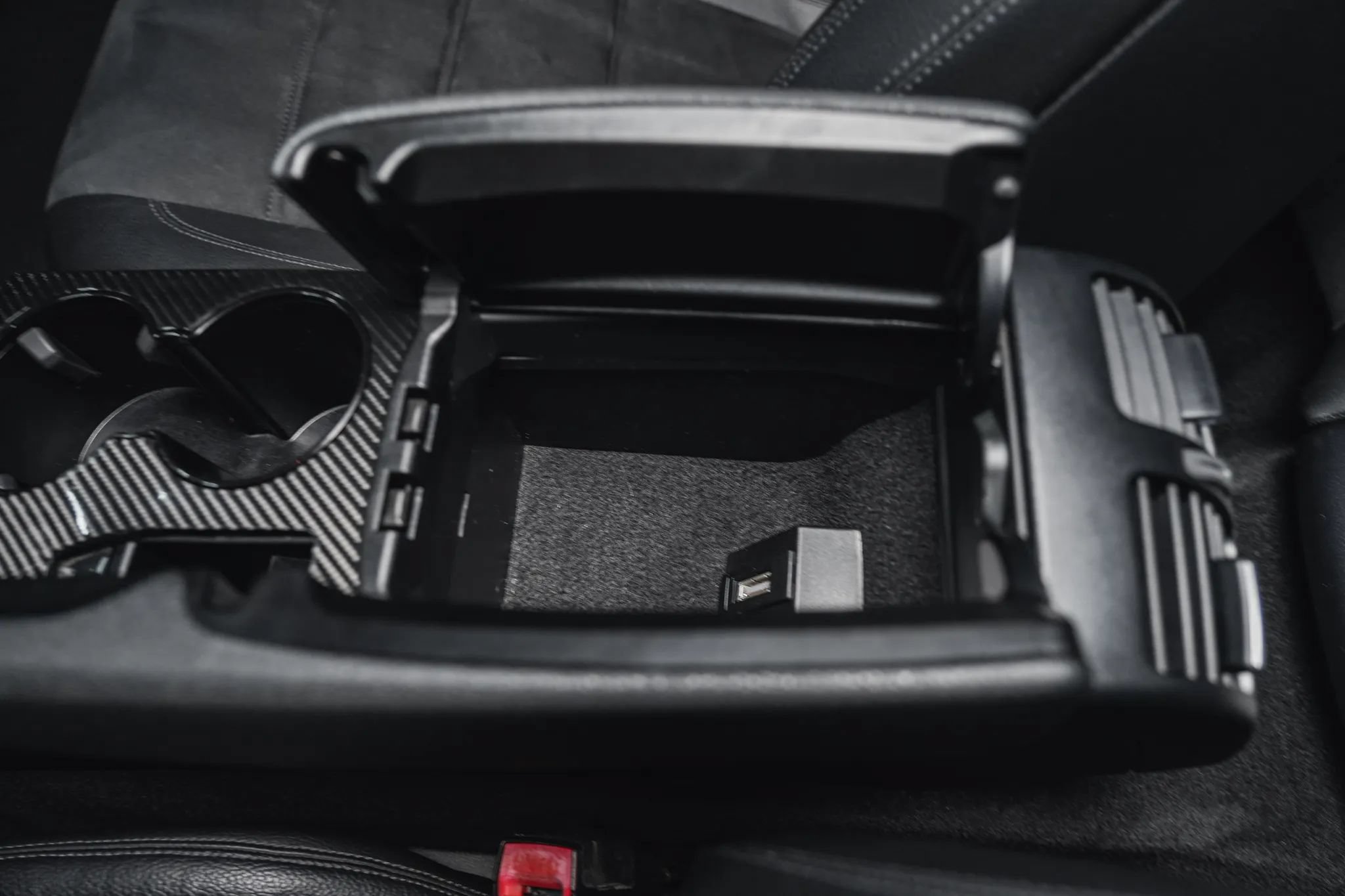 Used 2013 Mercedes-Benz C 63 AMG Coupe image 50