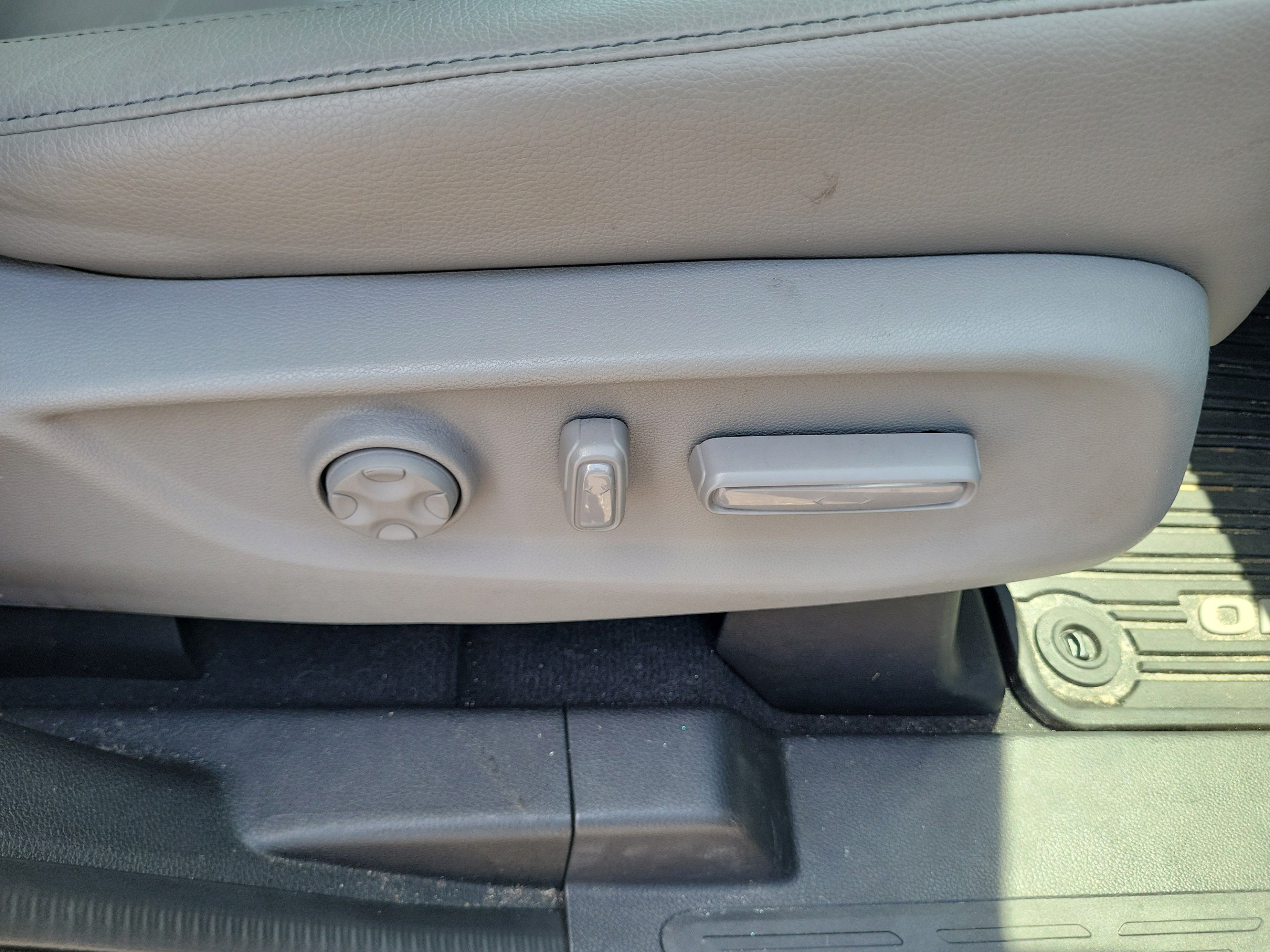 Certified 2023 Honda Odyssey EX-L image 20