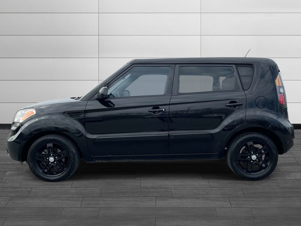 Used 2011 Kia Soul + w/ Audio Pkg image 6