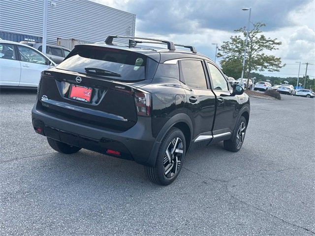 New 2025 Nissan Kicks SV w/ SV Premium Package image 4