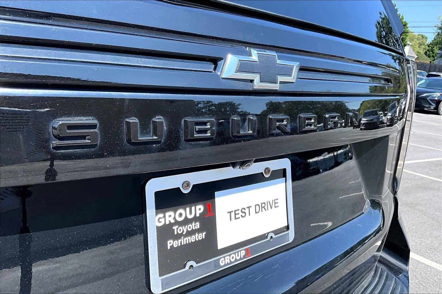 Used 2023 Chevrolet Suburban Z71 w/ Off-Road Capability Package AWD/4WD image 10