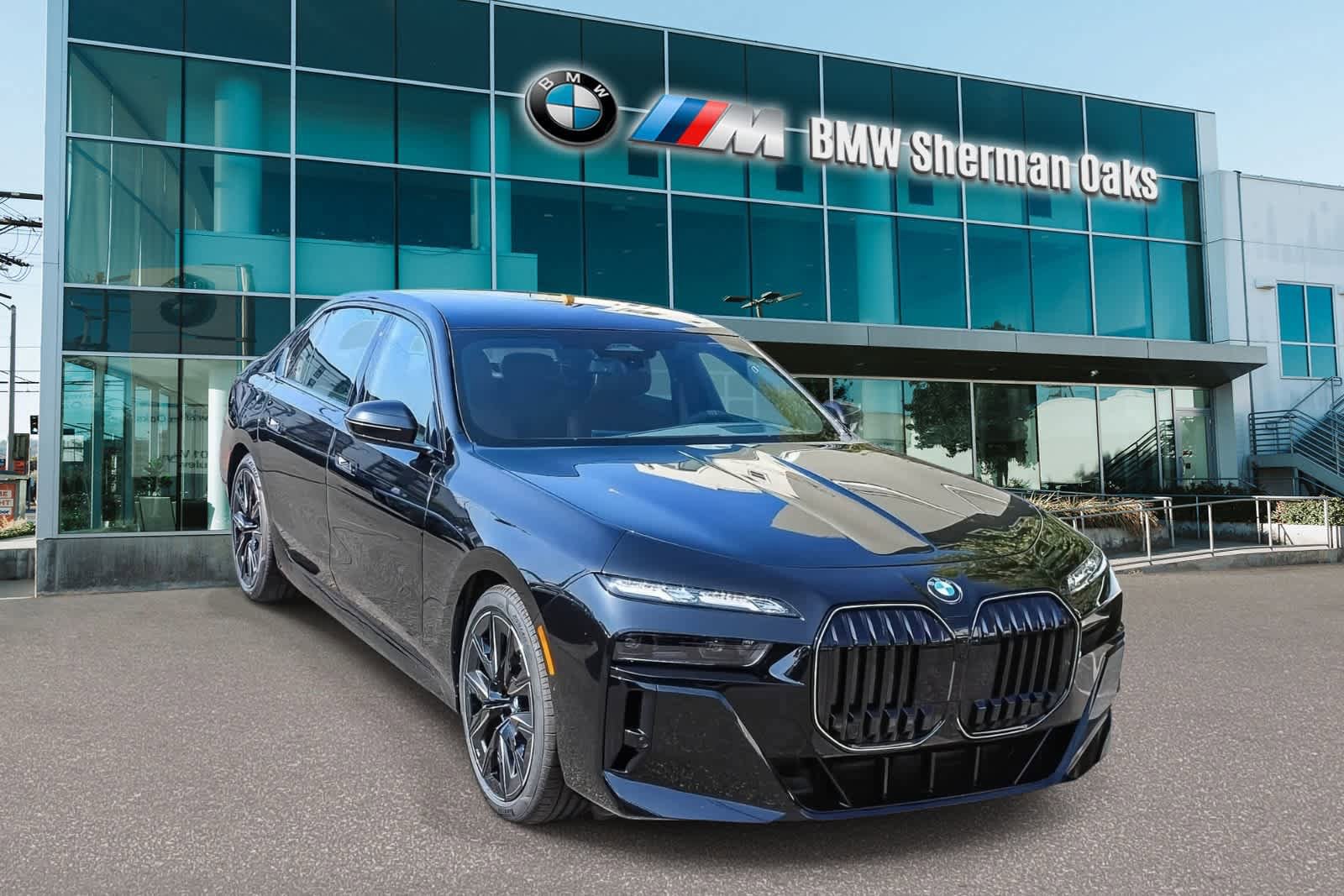 New 2026 BMW 740i w/ Executive Package RWD image 3