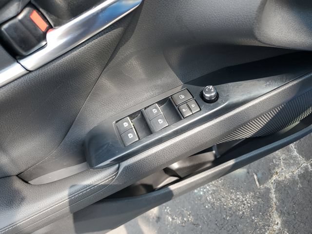 Used 2019 Toyota Camry XSE w/ Navigation Package FWD image 21