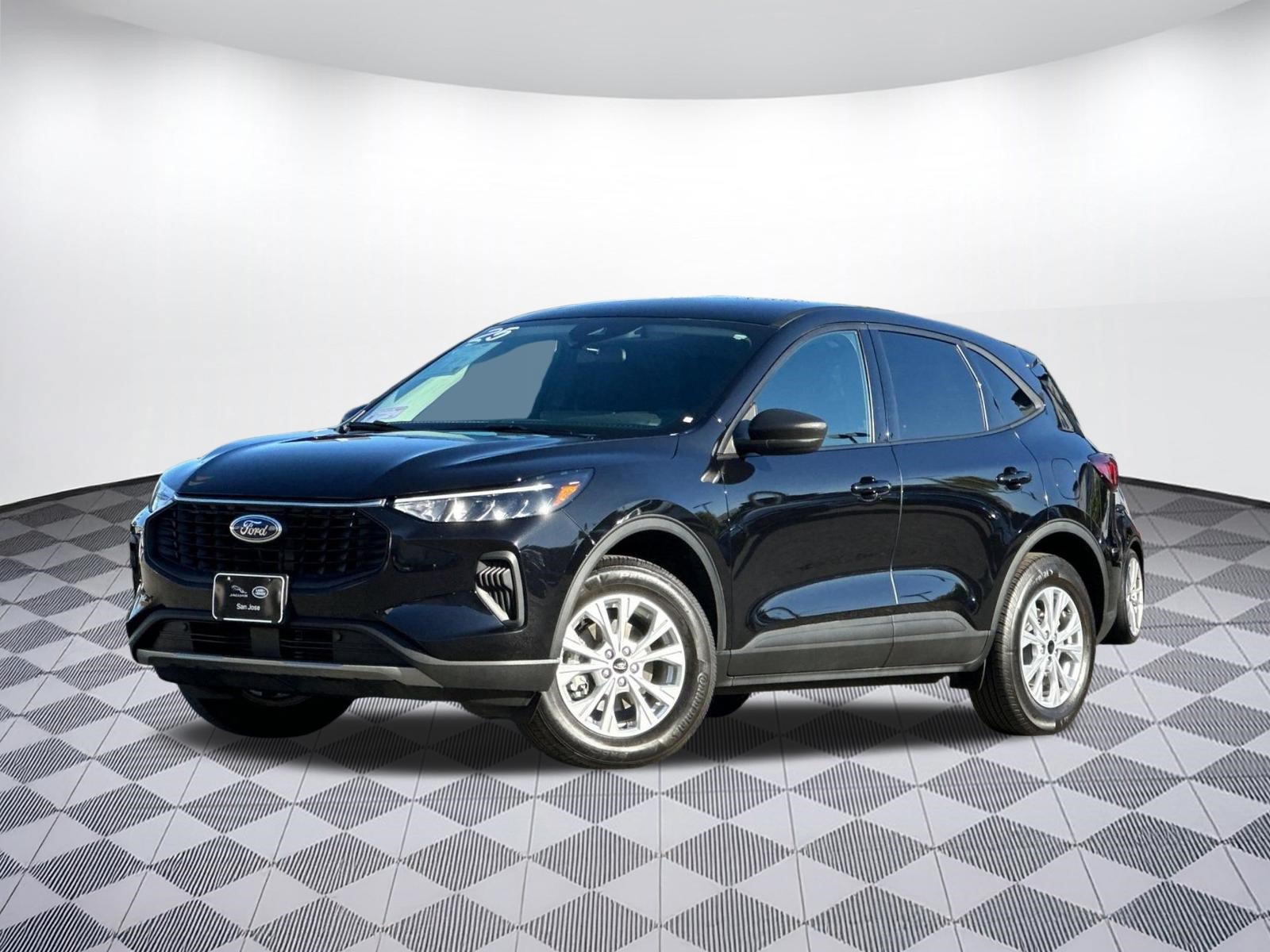 Used 2025 Ford Escape Active w/ Active Premium Tech Pack