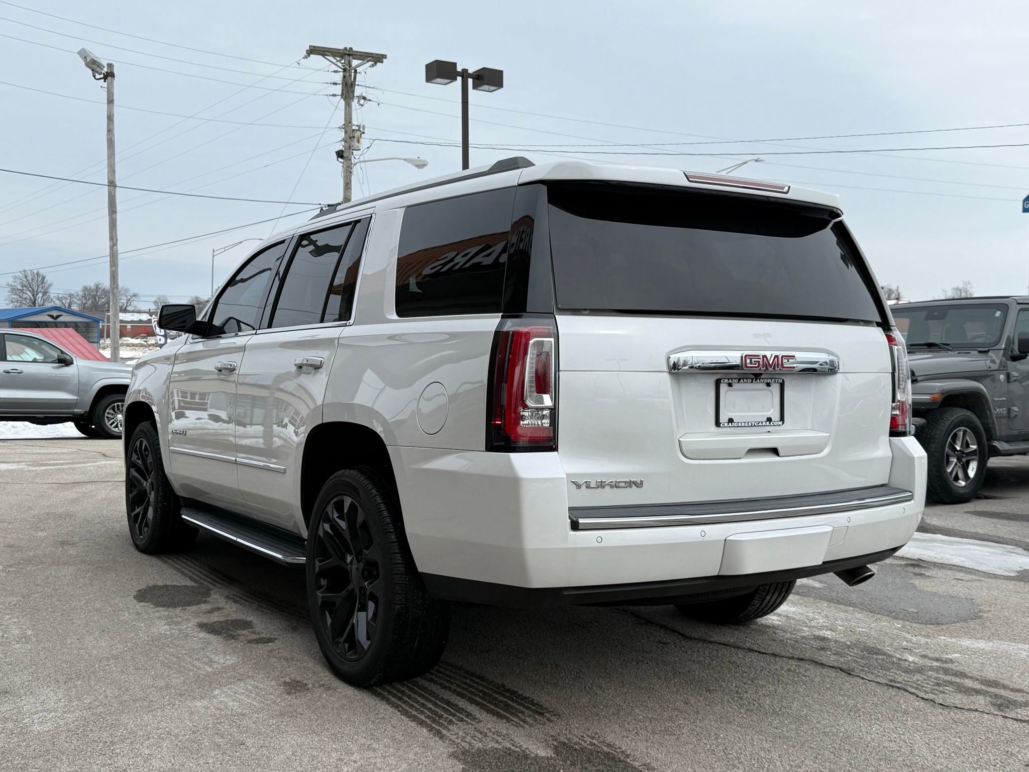 Used 2019 GMC Yukon Denali image 3