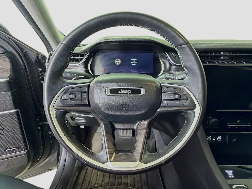 Used 2022 Jeep Grand Cherokee L Limited AWD/4WD image 14