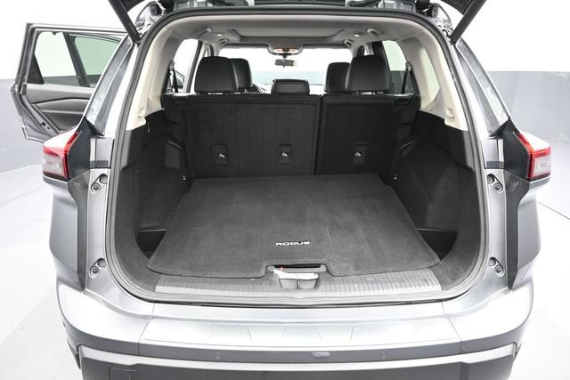 Used 2024 Nissan Rogue SV w/ SV Premium Package FWD image 27