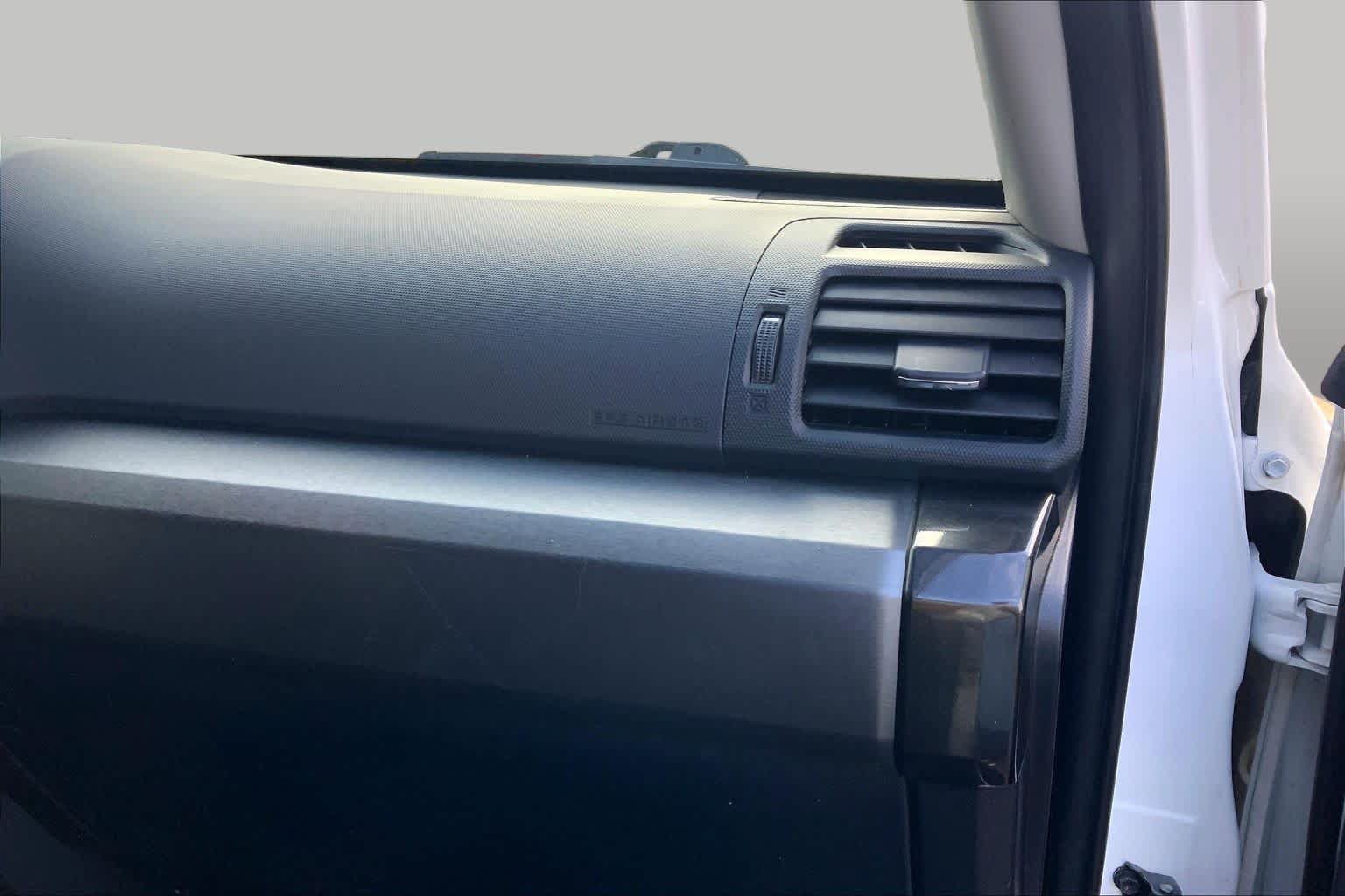 Used 2016 Toyota 4Runner Trail AWD/4WD image 19