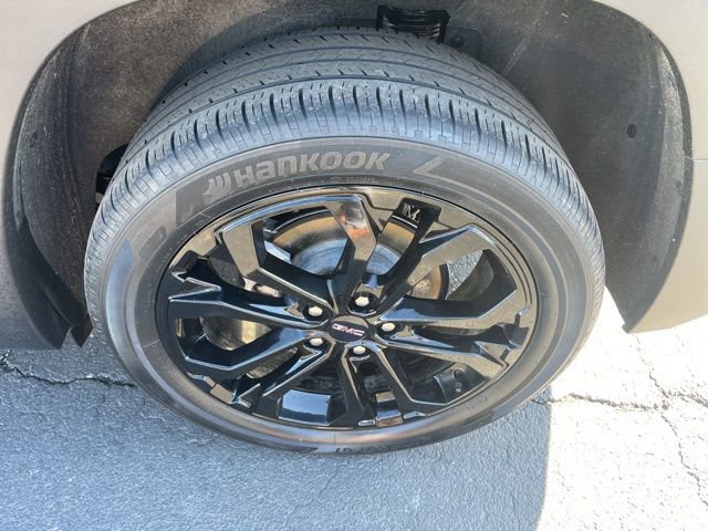 Certified 2022 GMC Terrain SLE w/ Driver Convenience Package image 9