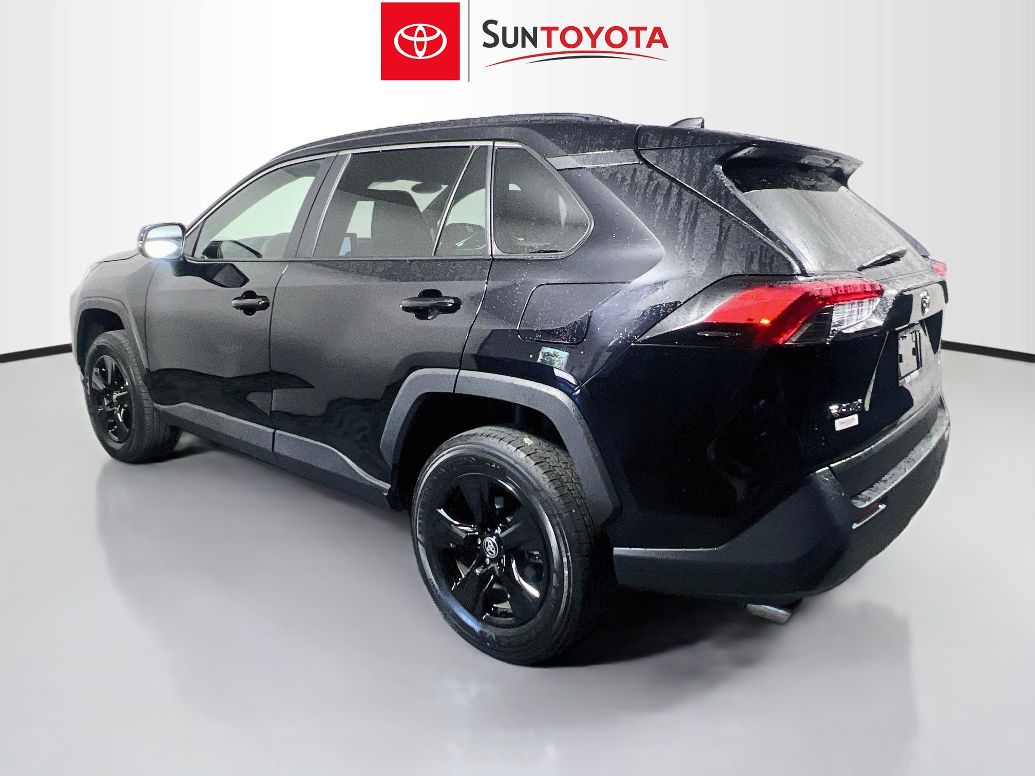 Used 2025 Toyota RAV4 XLE AWD/4WD image 6